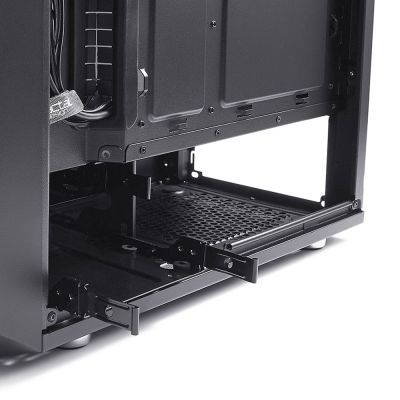 9. Fractal Design Meshify C Midi Tower Czarny