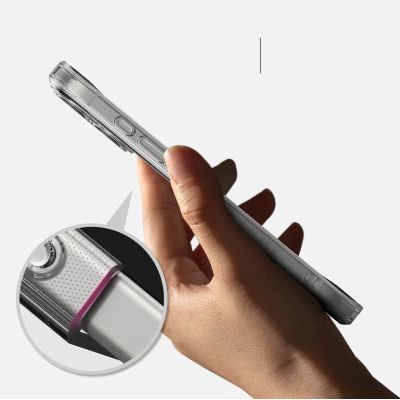 6. Etui Ringke Fusion na iPhone 17 - przezroczyste