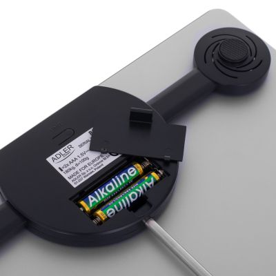 4. Waga łazienkowa ADLER AD 8174s srebrna