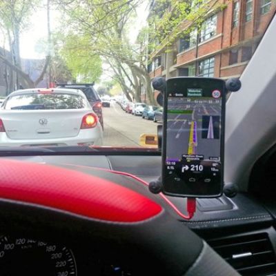 2. RAM MOUNT Uchwyt X-Grip™ montowany do szyby RAM-B-166-UN10U