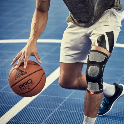 6. Opaska stabilizująca kolano adidas  S ADSU-12521BK