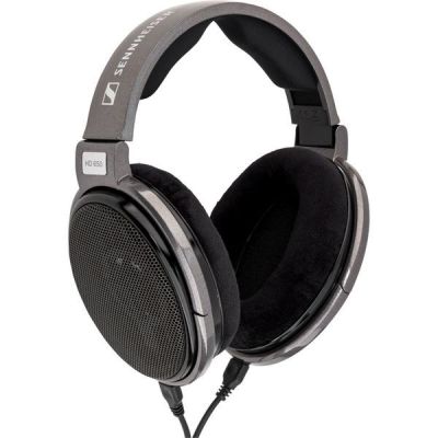 4. Słuchawki przewodowe Sennheiser HD 650