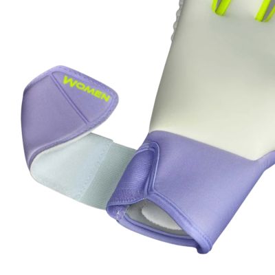8. Rękawice bramkarskie Select 89 Women v26 fioletowo-biało-limonkowe 500097