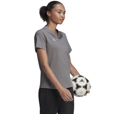 8. Koszulka adidas Entrada 22 Jersey W HC0439