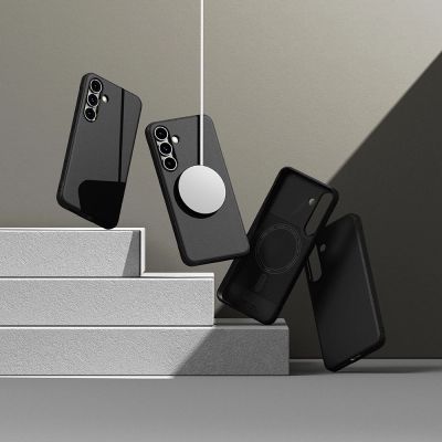 7. Etui Ringke Onyx MagSafe na Samsung Galaxy S25+ - czarny