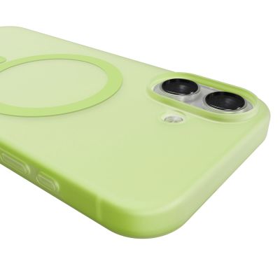 6. Etui silikonowe Puro Daylight kompatybilne z Magsafe na iPhone 17 - półprzezroczyste zielone