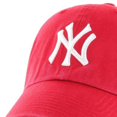 3. 47 Brand New York Yankees Clean Up Cap B-RGW17GWSNL-RDC Czerwone One size