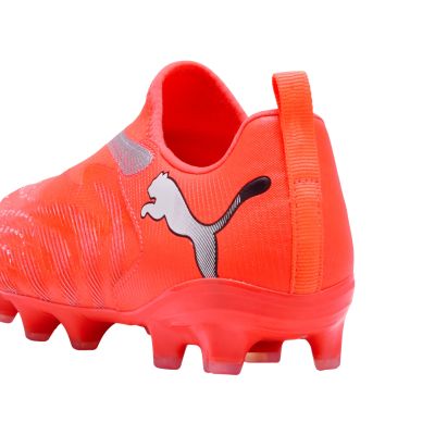 3. Buty piłkarskie dla dzieci Puma Future 9 Match LL FG/AG 108722 01