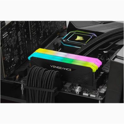 4. Corsair Vengeance RGB CMG32GX4M2E3200C16 moduł pamięci 32 GB 2 x 16 GB DDR4 3200 MHz
