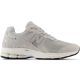 6. Buty New Balance unisex M2002WD