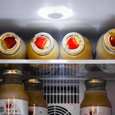 9. Chłodziarka termoelektryczna ADLER AD 8088