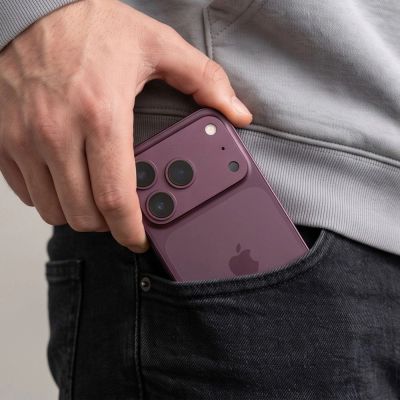 7. Szkło hartowane na aparat Tech-Protect Camfull Fit+ na iPhone 18 Pro - burgundowe