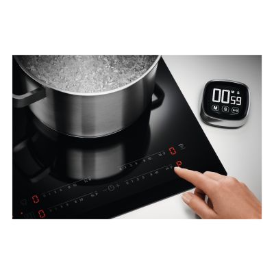 11. Płyta indukcyjna ELECTROLUX EIV634