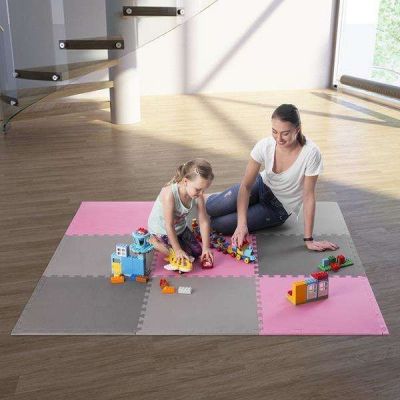 8. Mata puzzle Multipack One Fitness MP10 różowo-szare 9 elementów 10 mm