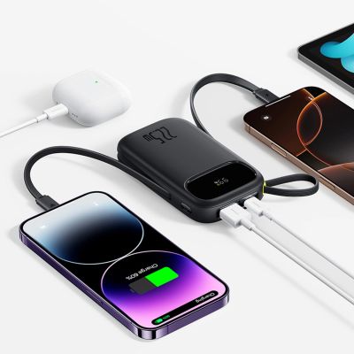 3. Powerbank Baseus EnerFill FC31 10000mAh 22.5W z wyświetlaczem cyfrowym i 2 wbudowanymi kablami (USB-C + Lightning) - czarny