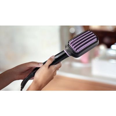 18. Philips StyleCare Duża podgrzewana szczotka do prostowania
