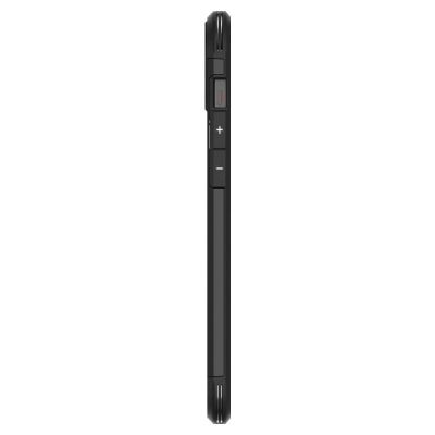 4. Etui Spigen Tough Armor MagSafe na iPhone 15 - czarne