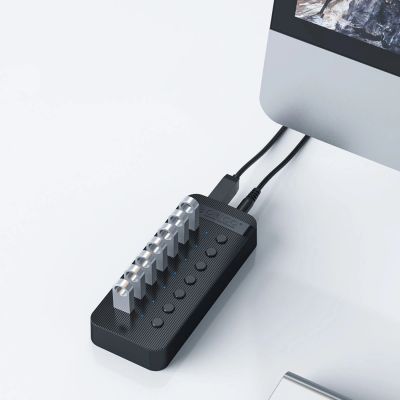 5. Hub Orico CT2U3-13AB 13x USB-A 3.0 z włącznikami - czarny
