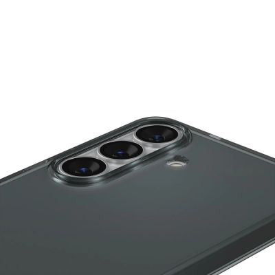 9. Etui Spigen Liquid Crystal na Samsung Galaxy S26+ - półprzezroczyste