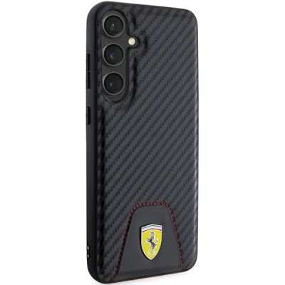 4. Etui Ferrari Carbon Stitched Bottom na Samsung Galaxy S24+ - czarne