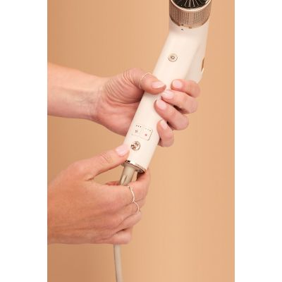 12. SHARK Suszarka do włosów 3w1 SpeedStyle HD333EU