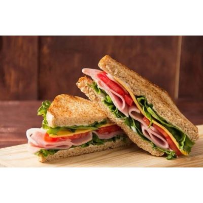 10. Opiekacz do kanapek Esperanza ASIAGO EKT011 (1000W; kolor czarno-srebrny)