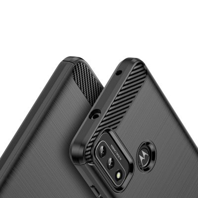 4. Carbon Case elastyczne etui pokrowiec Motorola Moto G Play 2022 czarny