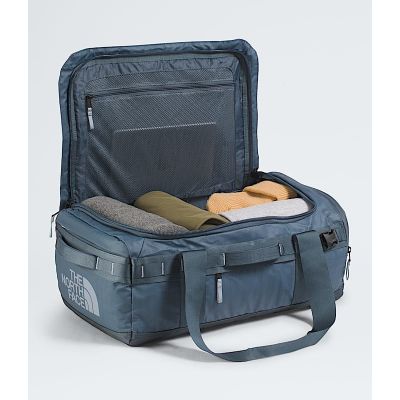 3. Torba podróżna The North Face Base Camp Voyager Duffel 42L - grey/frost grey