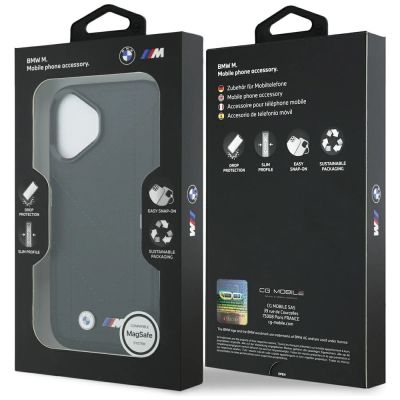 8. Etui BMW M Quilted Logo MagSafe na iPhone 17 - czarne