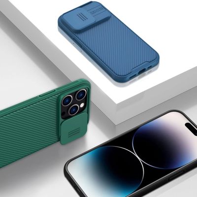 14. Nillkin CamShield Pro Case etui iPhone 14 Pro Max pancerny pokrowiec osłona na aparat kamerę niebieski