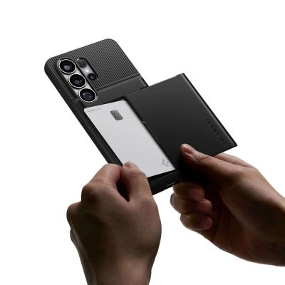 5. Etui Spigen Slim Armor CS na Samsung Galaxy S26 Ultra - czarne