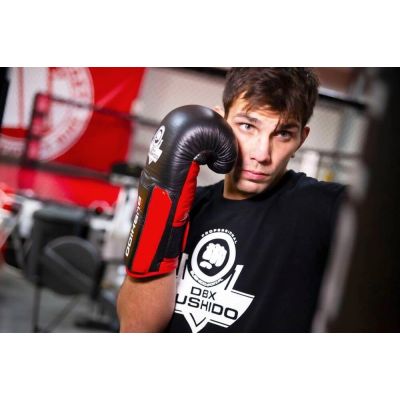 6. Rękawice bokserskie 12oz - Phantom Red - Valor Series