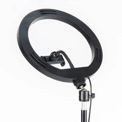 3. Tripod Havit ST7026 z pierścieniem świetlnym RGB (czarny)
