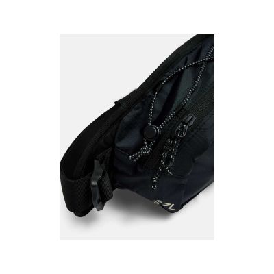 4. Torba PEAK PERFORMANCE Trail Hip Bag kolor czarny