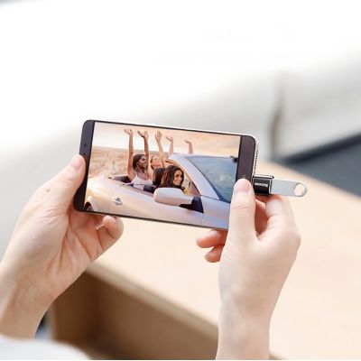 11. Adapter Baseus Mini przejściówka z micro USB na USB-C - czarny