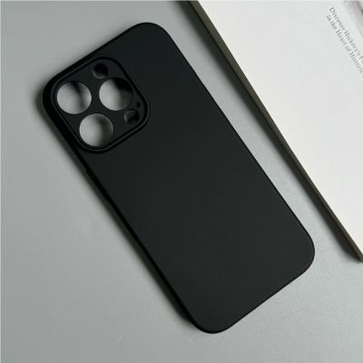 2. Etui Soft Case na iPhone 16 Pro - czarne