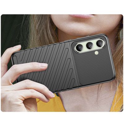 6. Thunder Case etui do Samsung Galaxy S24 FE silikonowy pancerny pokrowiec - czarne