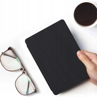 6. Etui Tech-Protect SmartCase na Kindle 11" 2022 / 12" 2024 - czarne