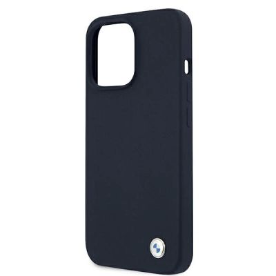 6. Etui BMW Silicone Signature na iPhone 13 / 13 Pro - granatowe