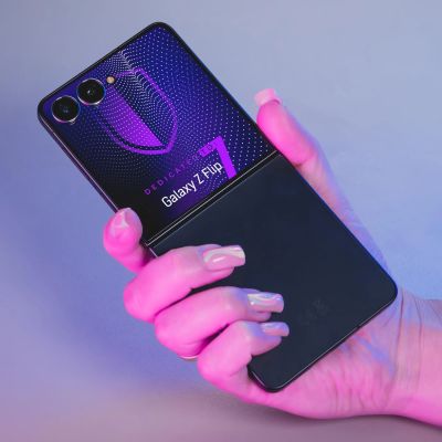 12. Folia ochronna 3mk SilverProtection+ na Samsung Galaxy Z Flip 7