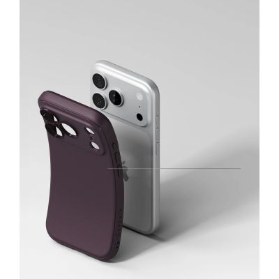 4. Etui Ringke Onyx Magsafe na iPhone 18 Pro / 17 Pro - burgundowe