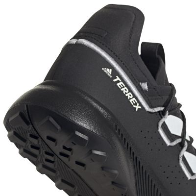 6. Buty adidas Terrex Voyager 21 M FZ2225
