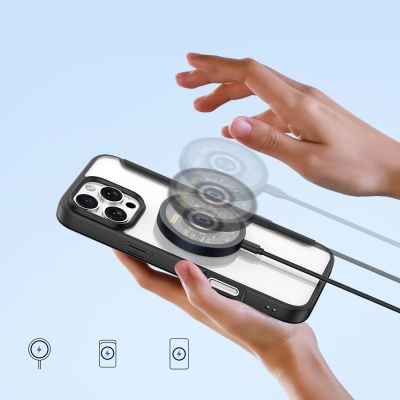 3. Etui Dux Ducis Skin X Pro na iPhone 16 Pro z MagSafe i klapką - czarne