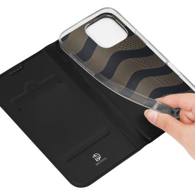 9. Etui Dux Ducis Skin Pro na iPhone 16 Pro z klapką i miejscem na kartę - czarne
