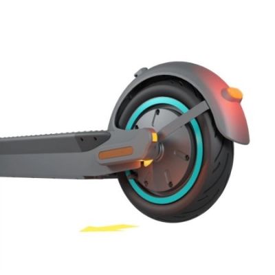 10. Hulajnoga elektryczna Motus Scooty 10 Gen 6