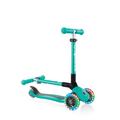 4. Hulajnoga 3-kołowa Globber Foldable Lights Emerald Green Jr 437-107