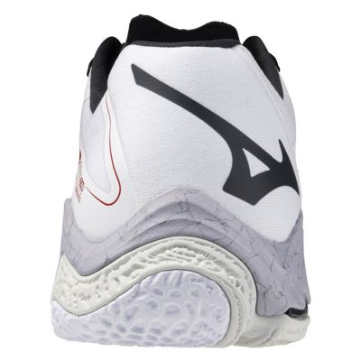 4. Buty Mizuno WAVE LIGHTNING Z8 MID V1GA240596