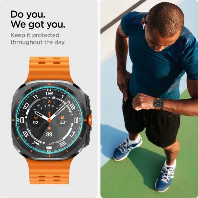 8. Szkło hartowane Spigen Glas.TR EZ Fit na Samsung Galaxy Watch Ultra (47 mm) - przezroczyste (2-pak)