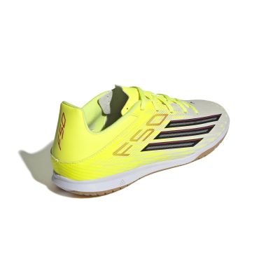 4. Buty adidas F50 Club IN JR9049