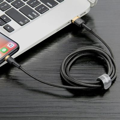 6. Kabel Baseus Cafule USB-A / Lightning 2A QC 3.0 3 m - czarno-złoty
